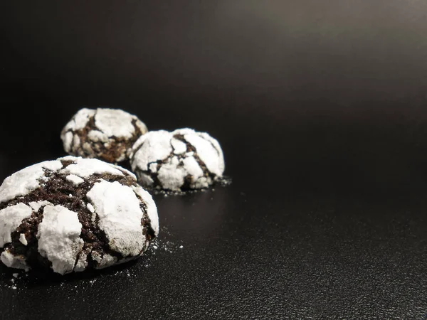 อคโกแลตโฮมเมด บราวน อคโกแลตในน าตาลผงในพ นหล อกโฟก — ภาพถ่ายสต็อก