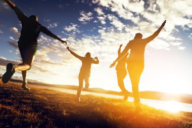 Grup dostluk takım mutluluk kavramı