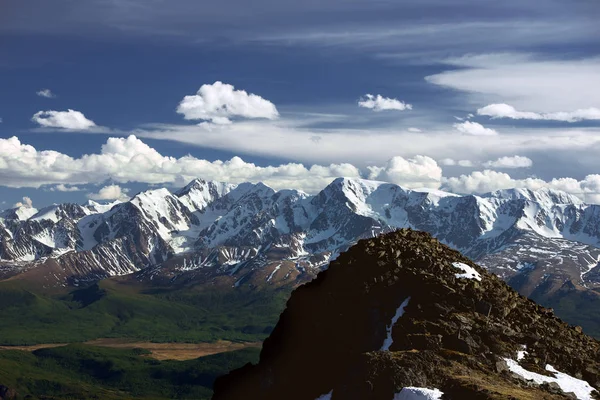 Paisagem de montanhas de geleiras de Altai — Fotografia de Stock