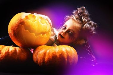 Cadılar Bayramı Balkabağı studio kızla