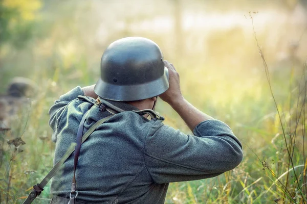 Duitse soldaat. Militaryl re-enactment. — Stockfoto