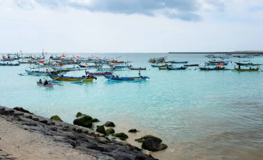 BALI, İNDONEZYA - 19 Ekim 2018: Geleneksel Endonezya tekneleri
