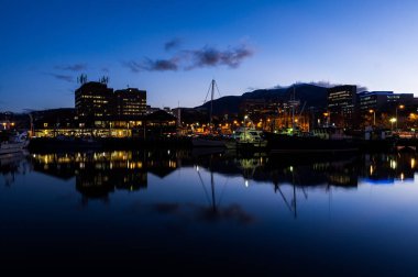 Waterfront adlı şafak Hobart, Tazmanya, Avustralya
