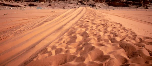 Rotsen in Wadi Rum woestijn, Jordanië, Midden-Oosten — Stockfoto