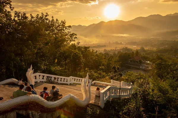 Vista al tramonto dal Buddha Bianco a Pai, Thailandia — Foto Stock