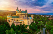Letecký pohled na Bojnický středověký hrad, dědictví UNESCO na Slovensku