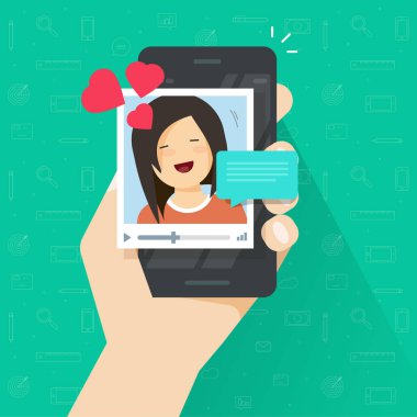Görüntülü arama kız cep telefonu vektör üzerinde düz çizgi film smartphone görüntülü sohbet güzel mutlu gülümseyen kız ve sevgi ile konuşmak, onun sevgili, online mesafe dating arıyorum erkek