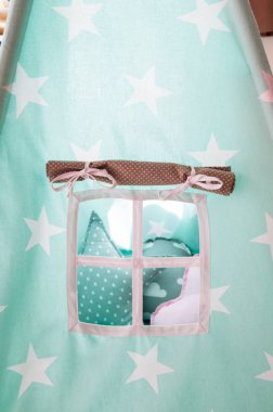 Childs'ın hayali dünya penceresinin içine arıyorum