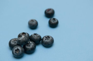 Mavi, antioksidanlar açısından zengin izole yaban mersini