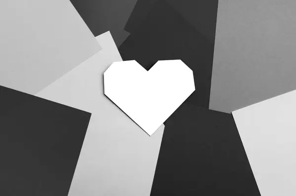 Leere weiße Herzform mit Platz für eine Nachricht oder Text — Stockfoto