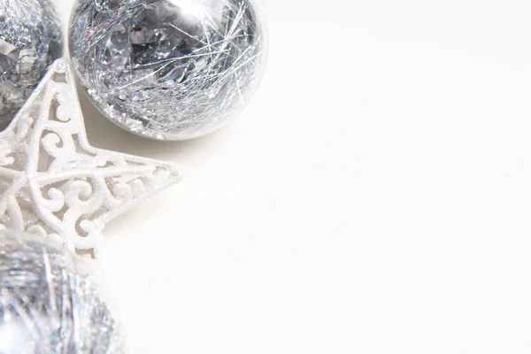 White christmas background with bauble and star christmas decora — Stock Photo, Image