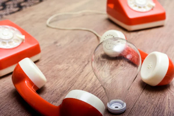 Affärskommunikation begreppet diskussion på telefon för att göra d — Stockfoto