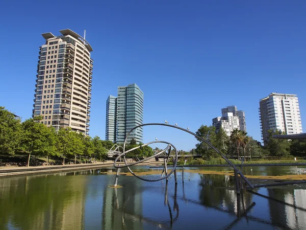Barcelona'da Diagonal mar park su birikintisi Poblenou İlçe