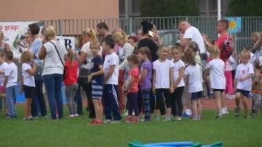 Öğrencilerin şehir Stadyumu'nda önemli miktar