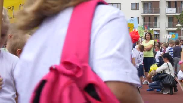 Pupils Will Participate in Sports Competitions — Stock Video