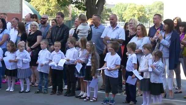 Opole Polonia Sep 2016 Niños Territorio Escolar Durante Acción Pública — Vídeos de Stock