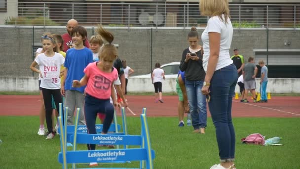 Opole Poland Sep 2016 Little Boys Girls Jump Low Obstacles — Vídeo de Stock