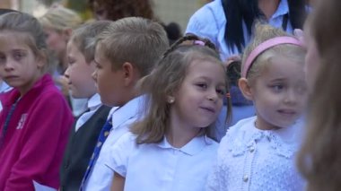 Opole, Polonya - 01. Sezon 2016: Bir Bilgi Günü Davası İçin Kamu Hareketi sırasında İki Numaralı Okul Bölgesindeki Çocuklar