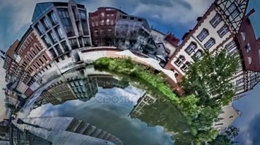 Küçük küçük gezegen 360 derece büyüleyici şehir eski güzel binalar durdurmak zaman Opole Venedik zaman uçar dünya eski şehir, günlük hayat döner da