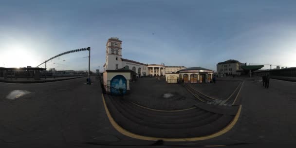 Şehir Tren Istasyonunun 360 Derecelik Manzarası — Stok video