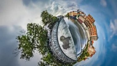 Küçük küçük gezegen 360 derece eski şehir Barajı su akar uzay kirliliği tehdidi evren incisi Earth'te eski şehir genelinde doğa gezegenin korumak