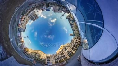 Delik gezegen 360 derece Kiev manzaraları Bessarabska kare sıcak güneşli gün yumuşak günbatımı ışık muhteşem bahar Cityscape tarihi eski şehir trafik