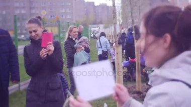 İnsanlar şehir Bahçe için eylem katılmak