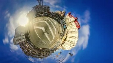 Mini gezegen 360 derece Lev Tolstoy kare Küreselleşme trafik Düzeltilmemiş yol Kiev manzaraları binalar cephe bahar Cityscape sıcak güneşli gün