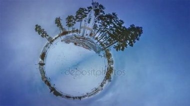 Mini gezegen Winter Park Slavutich küçük gezegen 360 derece küçük şehir şehir Chernobyl kahramanlar Anıtı korku anksiyete tehdidi doğal felaket içinde