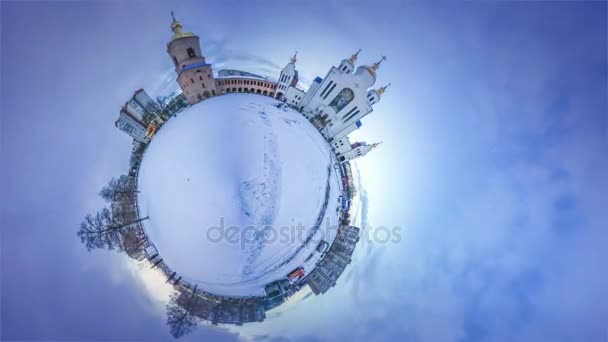 Mini Planet 360stupňových kostely v Černihovské zimní Panorama malé provinční město budov a příroda soumraku Panorama cesta do země jádro turistiky — Stock video