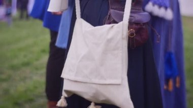 Tarihsel Festival katılımcılarının birbirleri ile iletişim