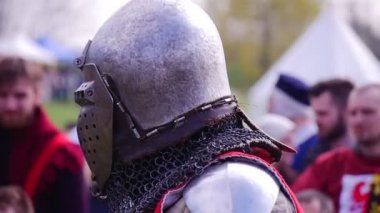 Eski Metal kask Yuvaları gözler için