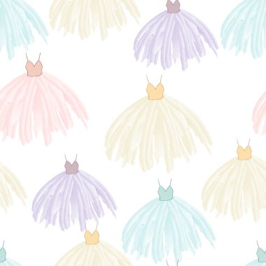 Küçük Prenses için güzel elbiseler