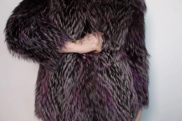 Fur coat närbild isolerad på vit bakgrund — Stockfoto