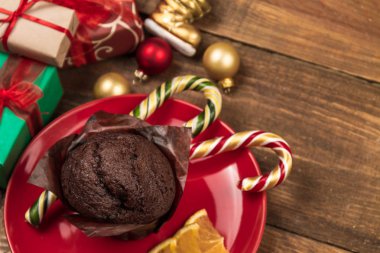 Çikolata pasta ve şeker kamışı