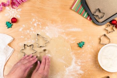 Yılbaşı kurabiye yapma