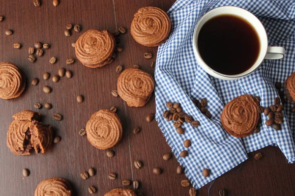 Cookie sandwich with chocolate-mint ganache — Stock Photo, Image