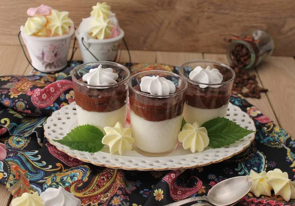 Chocolate Panna Cottas — Fotografia de Stock