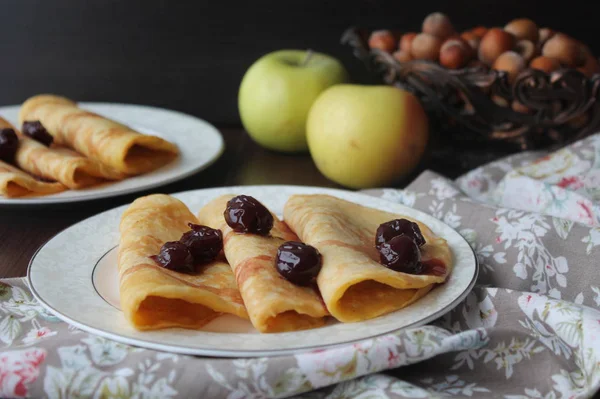 Sulu elma-kabak krep