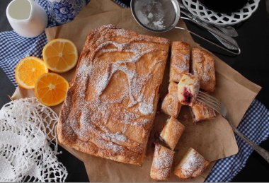 Erik turtası. Süzme peynir, sağlıklı Eating.Copy Cheesecake.Concept space.selective odak ile kek. 