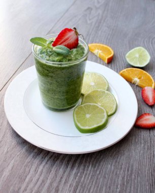 Yeşil Smoothie, detoks Zamanı 