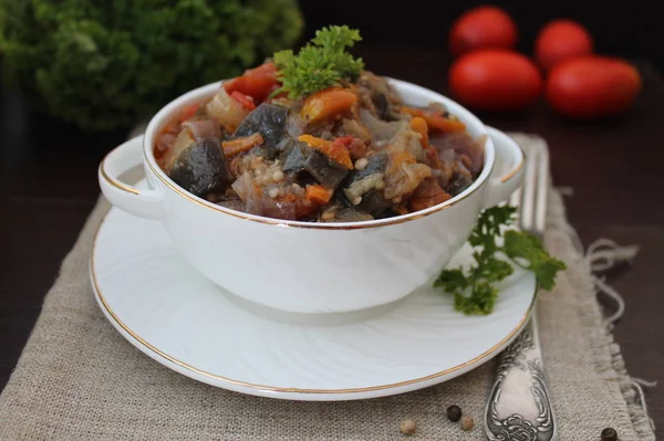 Gemüse in Tomatensauce — Stockfoto