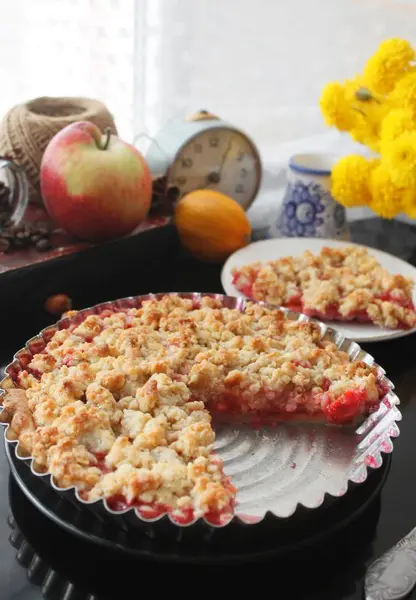 Tarta sin gluten de ciruela de manzana — Foto de Stock