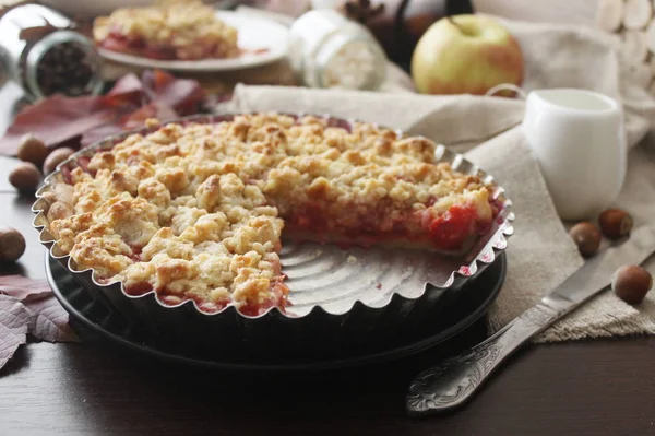 Apple-plum gluten-free pie — Stock Photo, Image