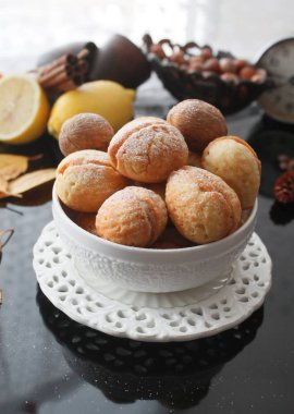 Tanımlama bilgilerini yoğunlaştırılmış süt ve fındık ile 