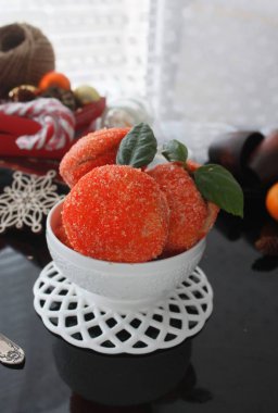 Ev yapımı kurabiye şeftali aranjman