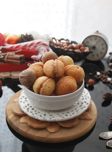 Tanımlama bilgilerini yoğunlaştırılmış süt ve fındık ile 