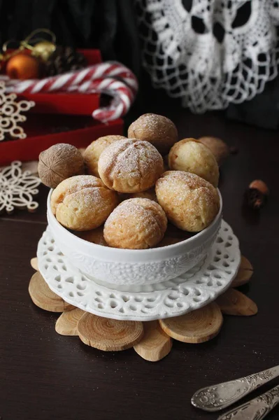 Tanımlama bilgilerini yoğunlaştırılmış süt ve fındık ile 