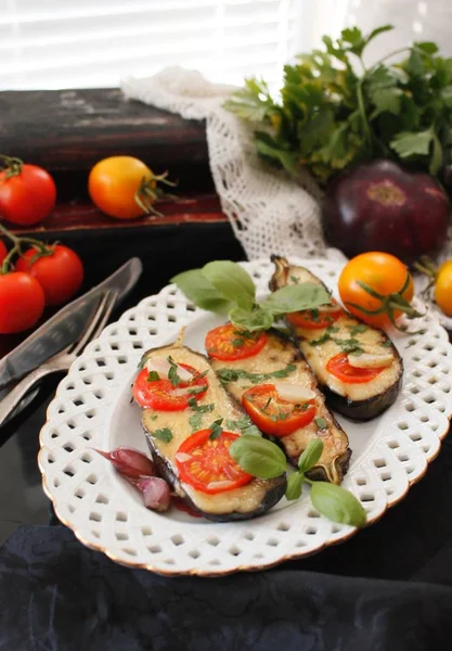 Baked Eggplants Stuffed Vegetable Cheese — Stock Photo, Image
