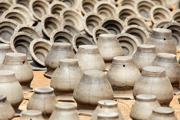 Nepal, çanak çömlek